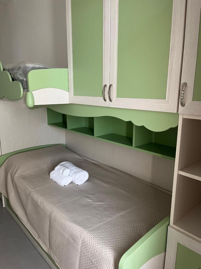 Le Zagare Bed & Breakfast Palagiano Exterior photo